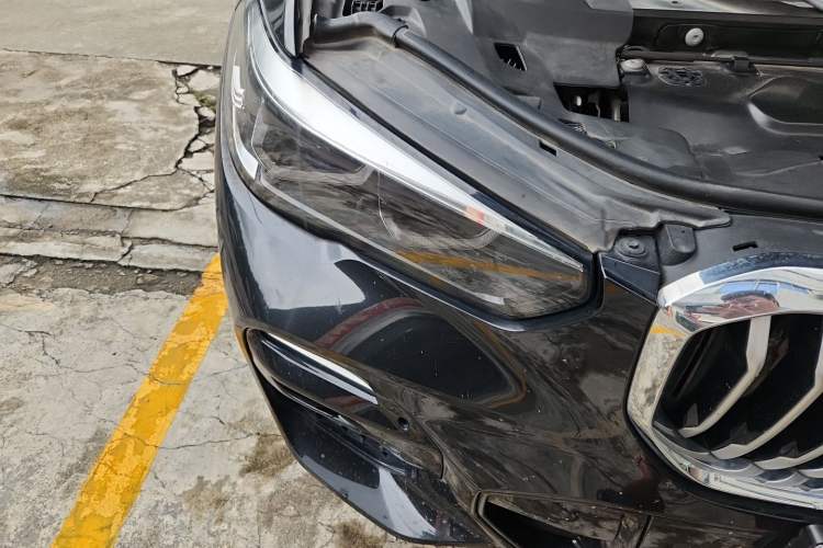 Used BMW X5 2021 xDrive30i M Sport Package Right Front Headlight