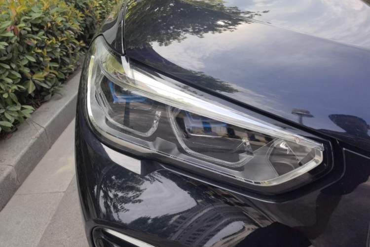 Used BMW X5 2021 xDrive40i M Sport Package Right Front Headlight