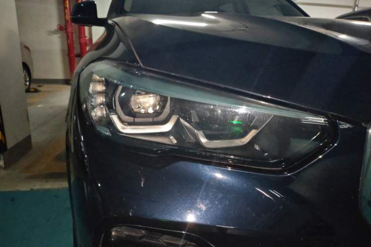 Used BMW X5 2021 Restyled xDrive30i M Sport Package Right Front Headlight