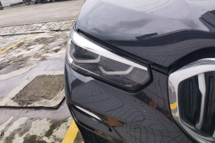 Used BMW X5 2021 xDrive30i M Sport Package Right Front Headlight