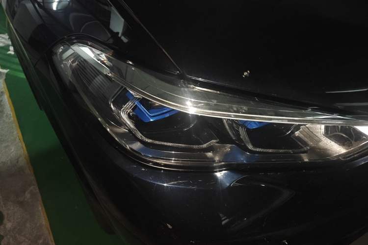 Used BMW X5 2021 Restyled xDrive40i Luxury Version M Sport Package Right Front Headlight