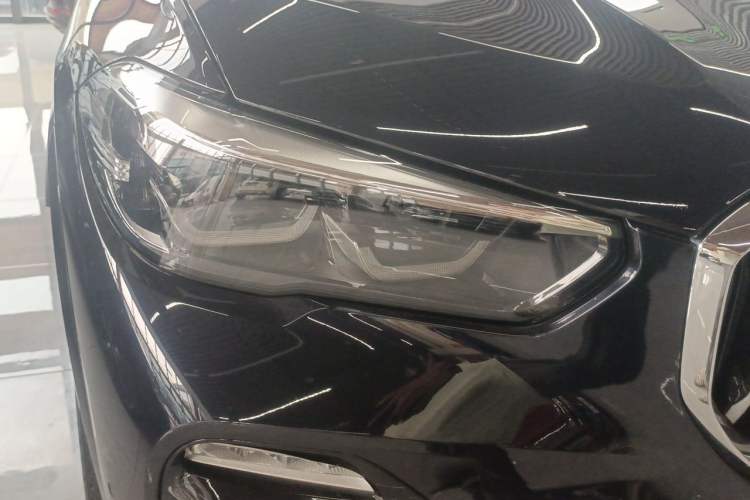 Used BMW X5 2021 xDrive30i M Sport Package Right Front Headlight