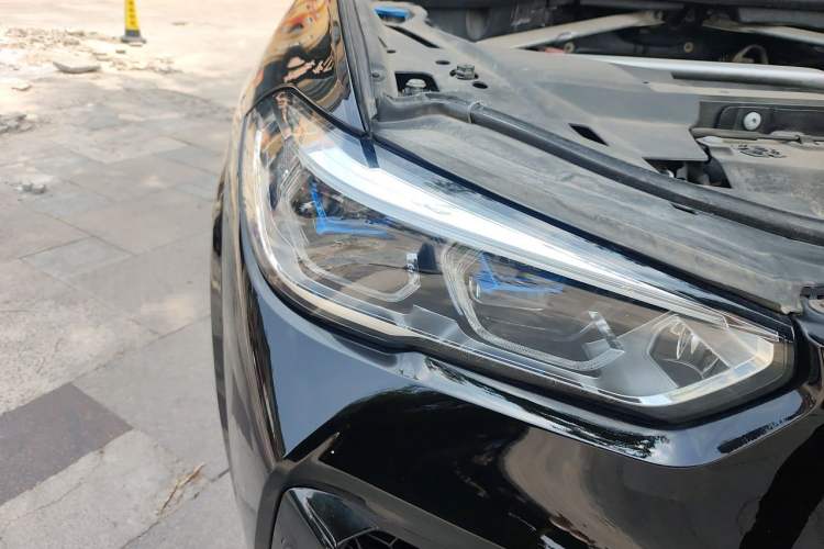 Used BMW X5 2021 Restyled xDrive40i M Sport Package Right Front Headlight