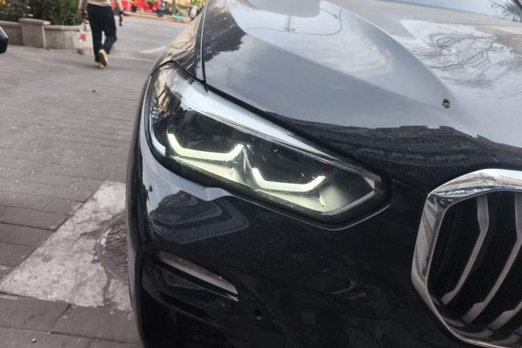 Used BMW X5 2021 xDrive30i M Sport Package Right Front Headlight