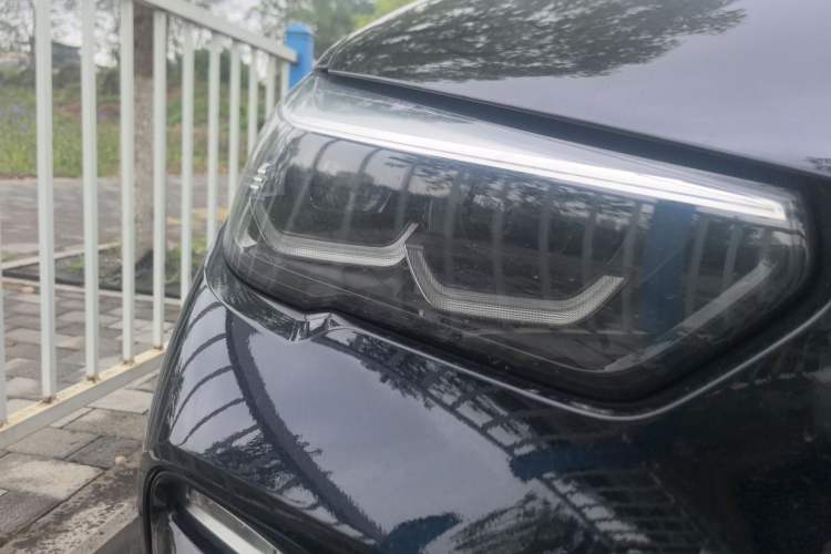 Used BMW X5 2021 xDrive30i M Sport Package Right Front Headlight