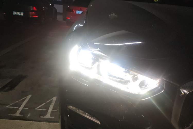 Used BMW X5 2021 xDrive30i M Sport Package Right Front Headlight