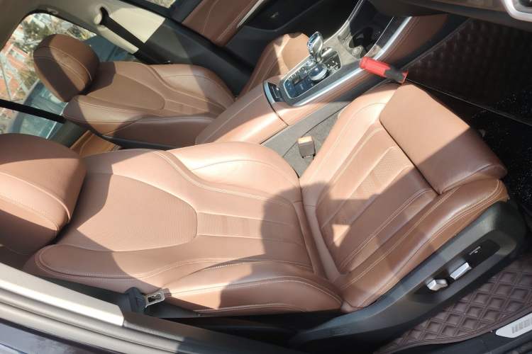 Used BMW X5 2021 xDrive40i M Sport Package Right Front Seat