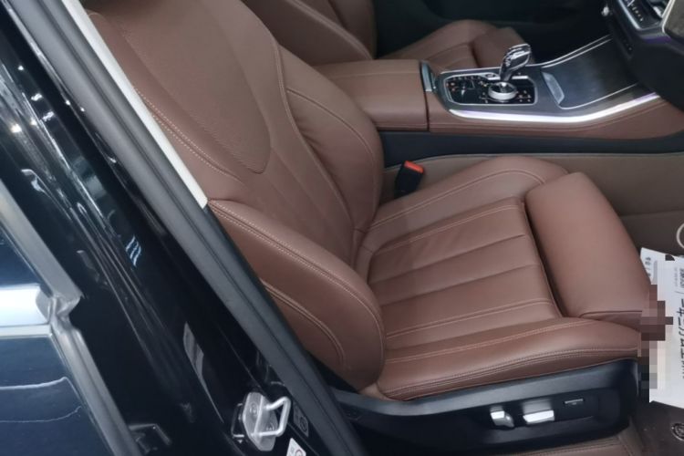 Used BMW X5 2021 xDrive40i M Sport Package Right Front Seat