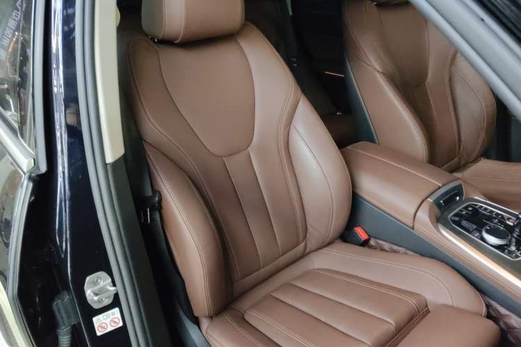 Used BMW X5 2021 Restyled xDrive30i M Sport Package Right Front Seat