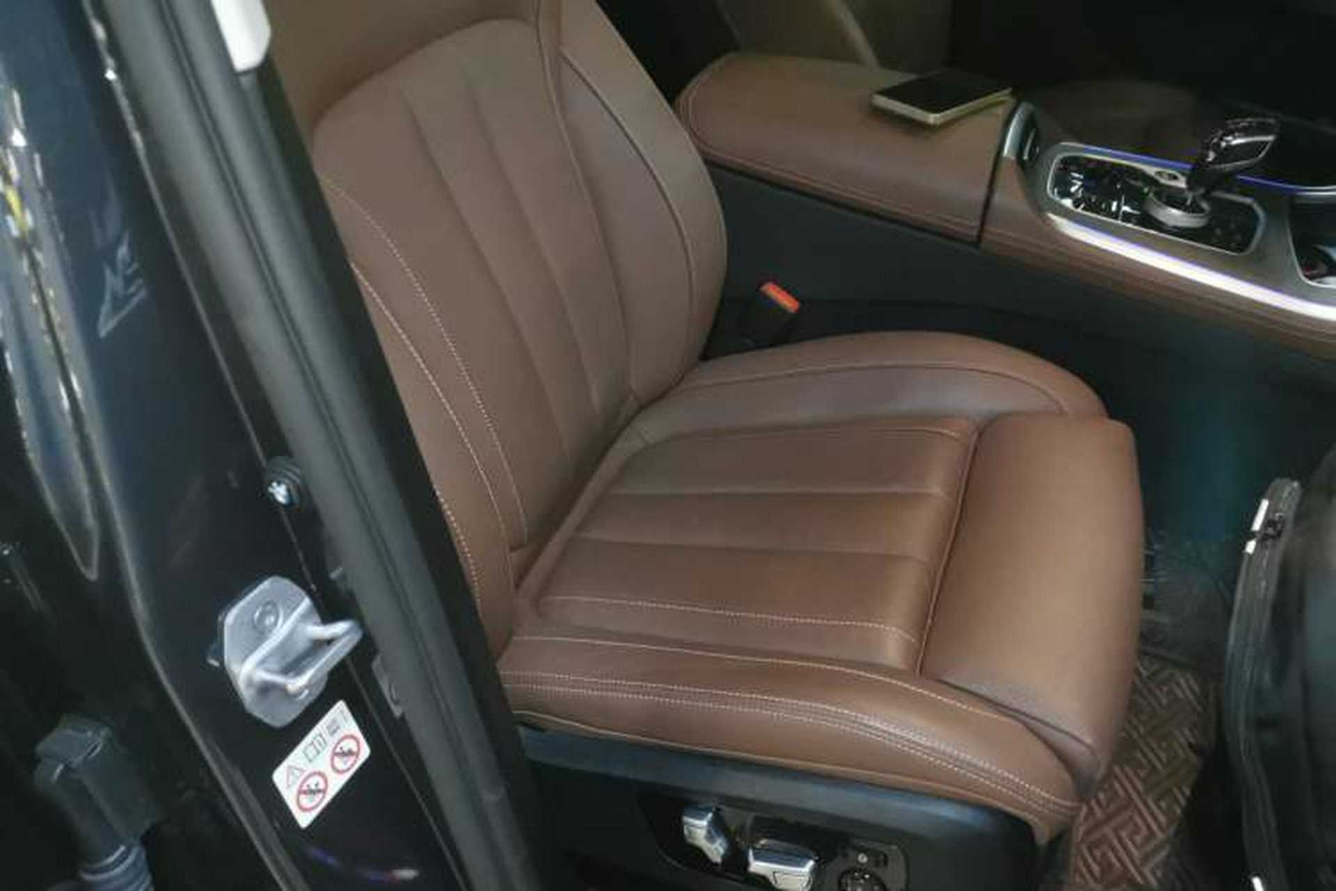 Used BMW X5 2021 xDrive40i Luxury Model with M Sport Package Right Front Seat