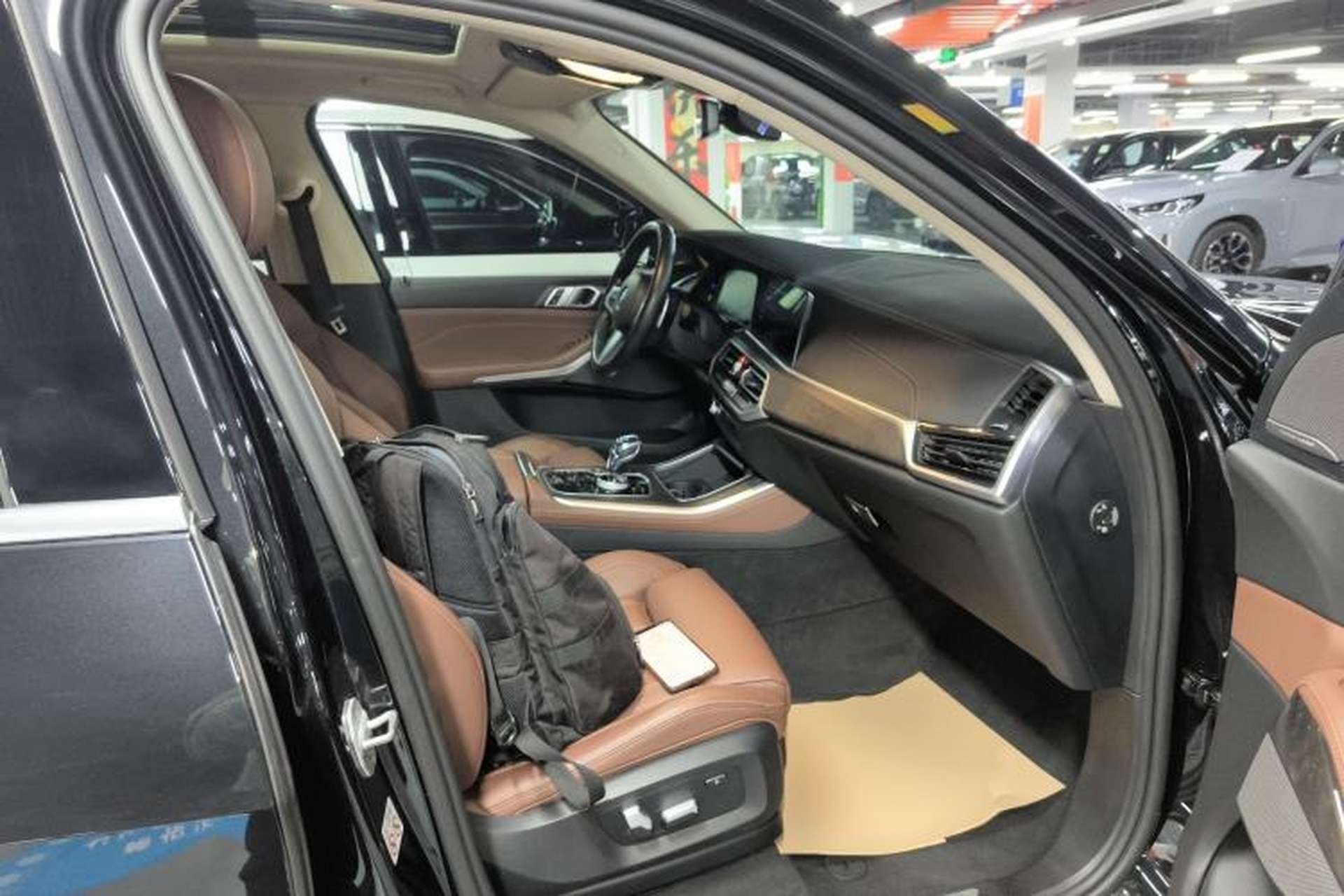 Used BMW X5 2021 Restyled xDrive40i M Sport Package Right Front Seat