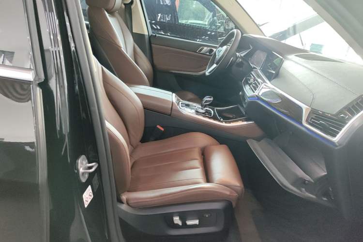Used BMW X5 2021 xDrive30i M Sport Package Right Front Seat