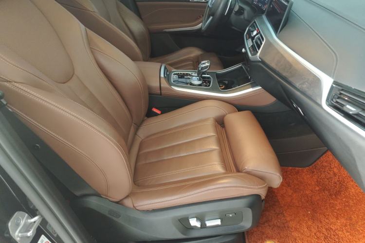 Used BMW X5 2021 Restyled xDrive30i M Sport Package Right Front Seat