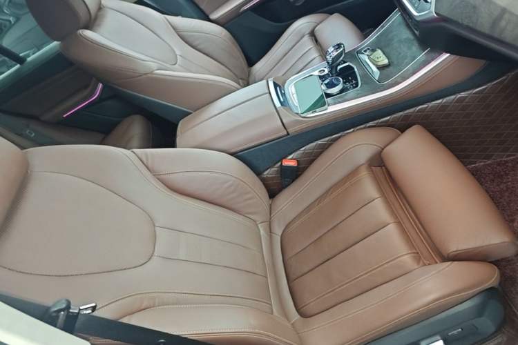 Used BMW X5 2021 xDrive40i M Sport Package Right Front Seat