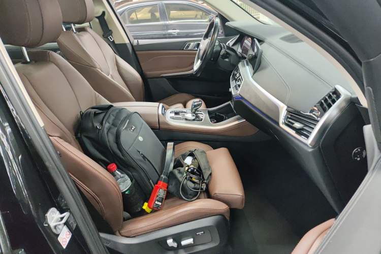 Used BMW X5 2021 Restyled xDrive30i X Design Package Right Front Seat