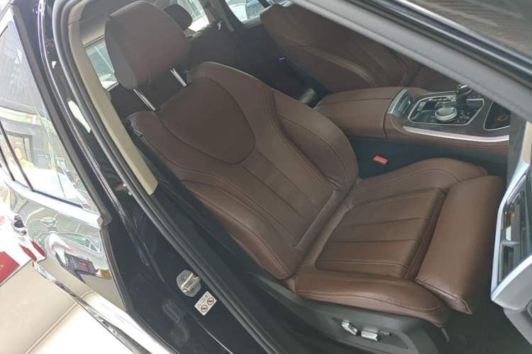 Used BMW X5 2021 xDrive30i M Sport Package Right Front Seat