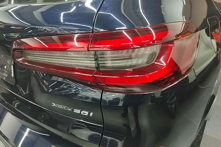 Used BMW X5 2021 xDrive30i M Sport Package Right Rear Taillight
