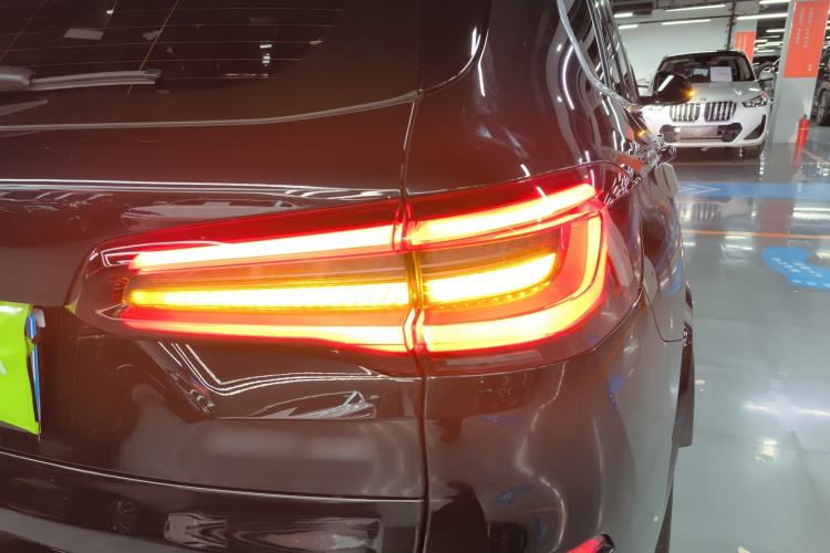 Used BMW X5 2021 Restyled xDrive40i M Sport Package Right Rear Taillight