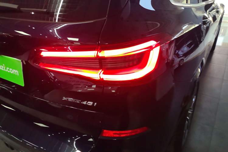Used BMW X5 2021 xDrive40i M Sport Package Right Rear Taillight
