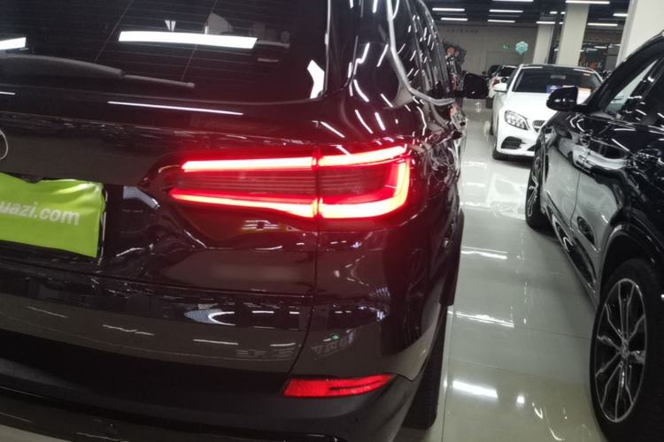 Used BMW X5 2021 xDrive30i X Design Package Right Rear Taillight
