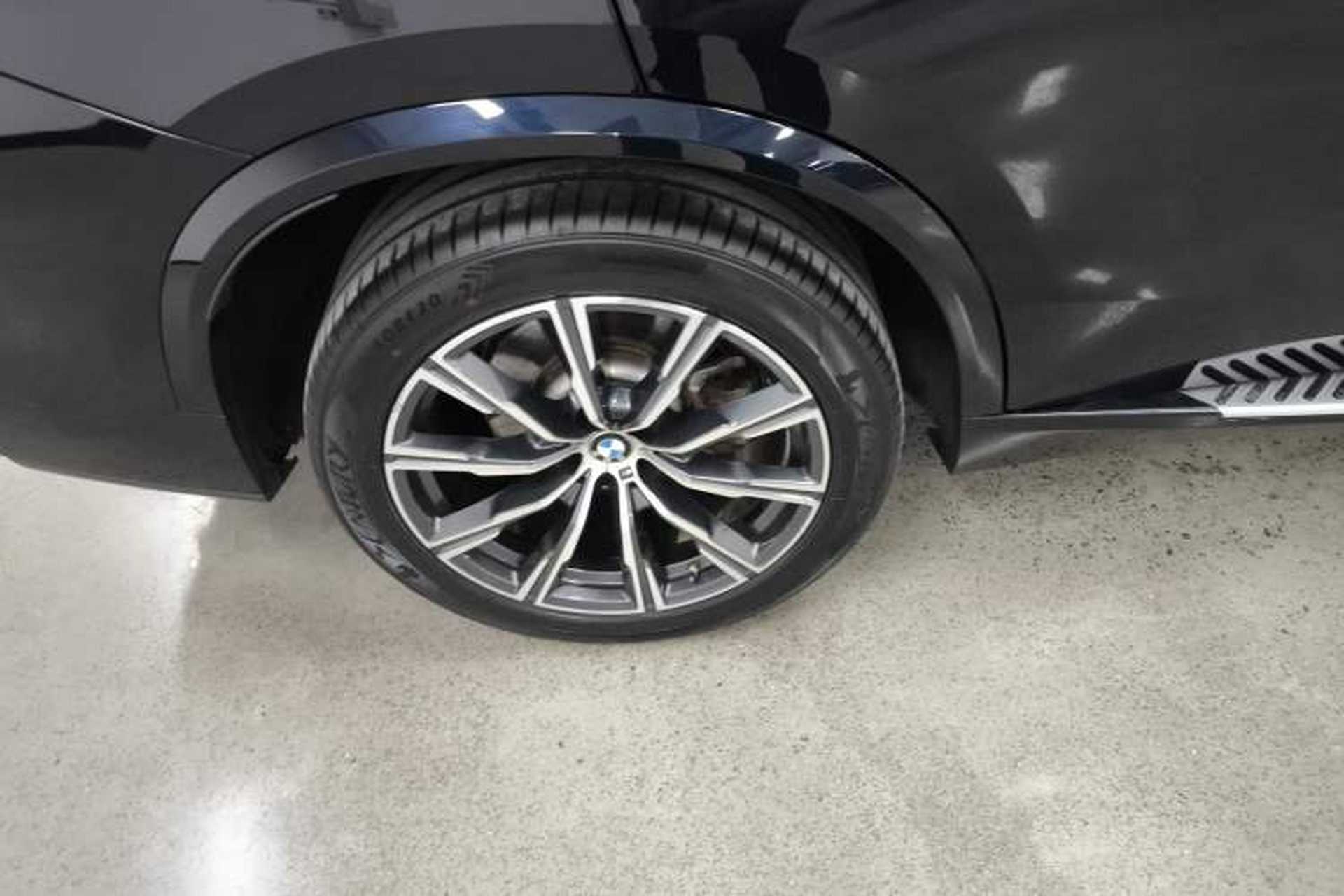 Used BMW X5 2021 Restyled xDrive40i M Sport Package Right Rear Wheel Hub