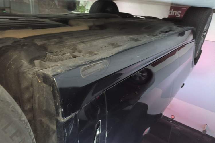 Used BMW X5 2021 xDrive30i M Sport Package Right Side Sill