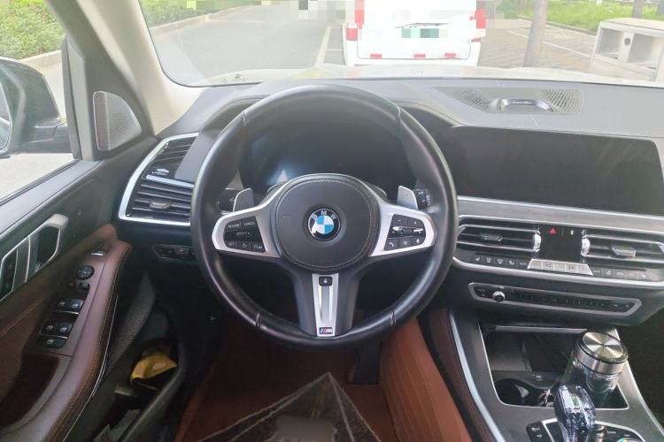 Used BMW X5 2021 xDrive40i M Sport Package Steering Wheel