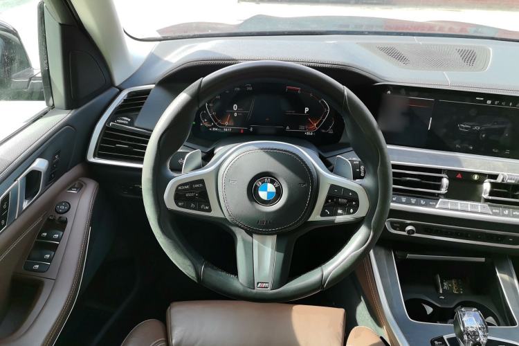 Used BMW X5 2021 Restyled xDrive30i M Sport Package Steering Wheel