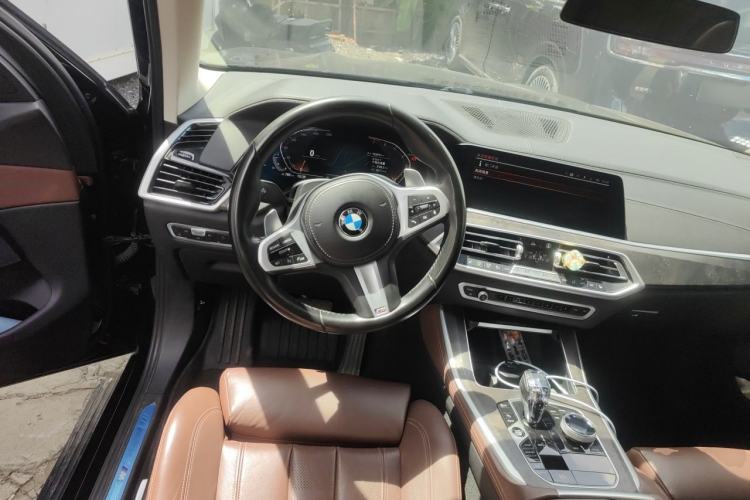 Used BMW X5 2021 Restyled xDrive30i M Sport Package Steering Wheel