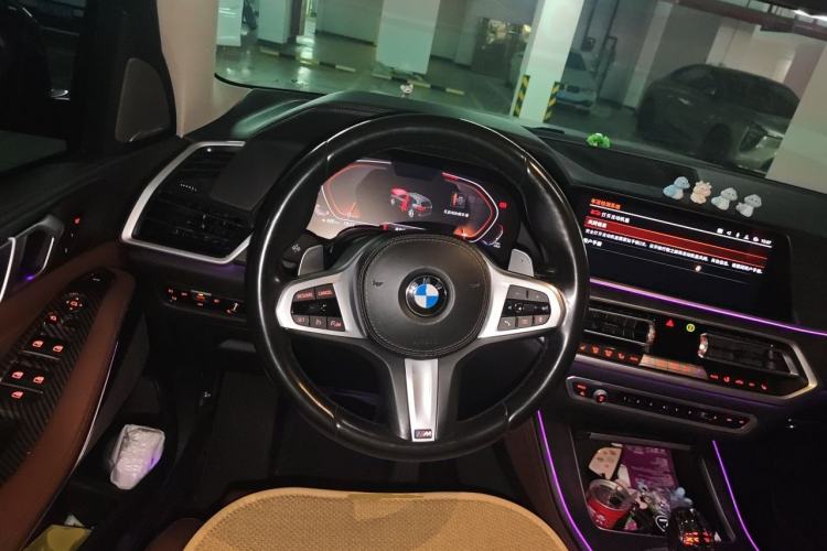 Used BMW X5 2021 Restyled xDrive40i M Sport Package Steering Wheel