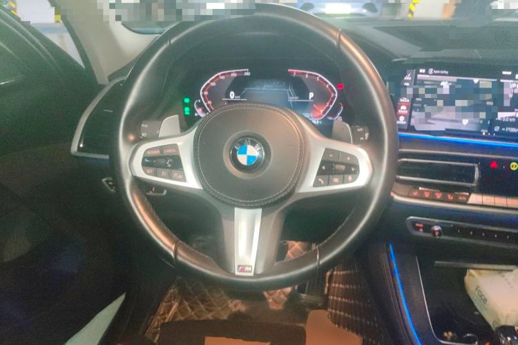Used BMW X5 2021 Restyled xDrive40i M Sport Package Steering Wheel