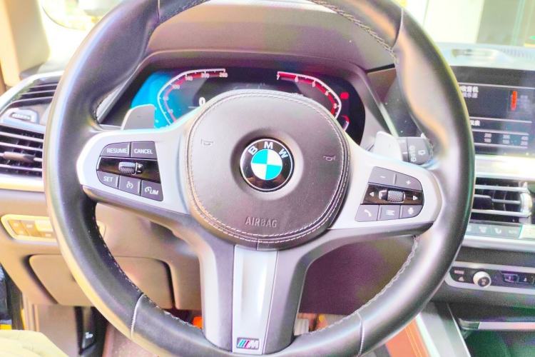 Used BMW X5 2021 Restyled xDrive30i M Sport Package Steering Wheel