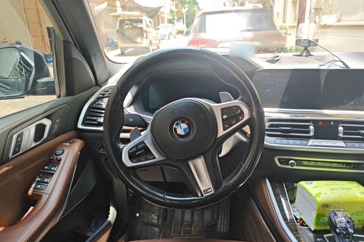 Used BMW X5 2021 xDrive30i M Sport Package Steering Wheel