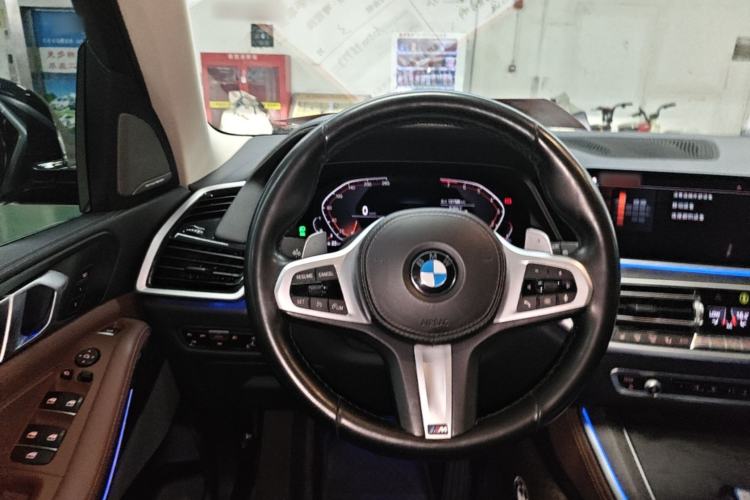 Used BMW X5 2021 Restyled xDrive40i M Sport Package Steering Wheel