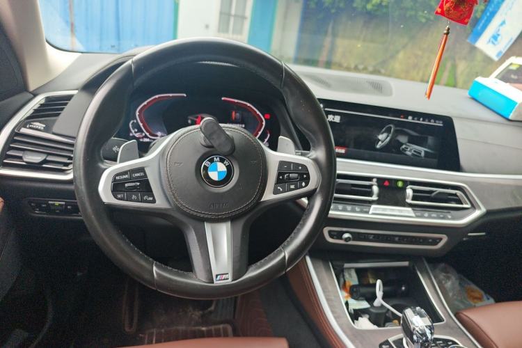 Used BMW X5 2021 xDrive30i M Sport Package Steering Wheel