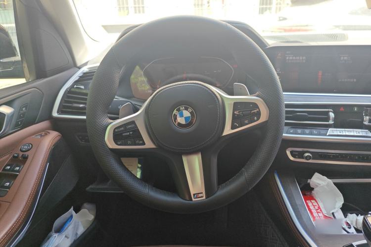 Used BMW X5 2021 xDrive30i M Sport Package Steering Wheel