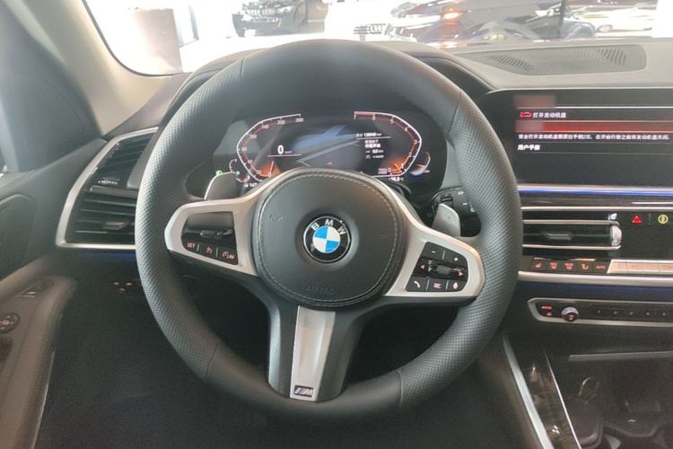 Used BMW X5 2021 xDrive30i M Sport Package Steering Wheel