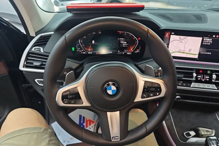 Used BMW X5 2021 xDrive40i M Sport Package Steering Wheel