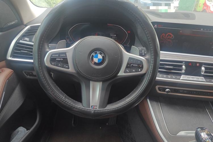 Used BMW X5 2021 Restyled xDrive40i M Sport Package Steering Wheel