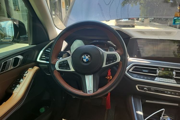 Used BMW X5 2021 xDrive30i M Sport Package Steering Wheel