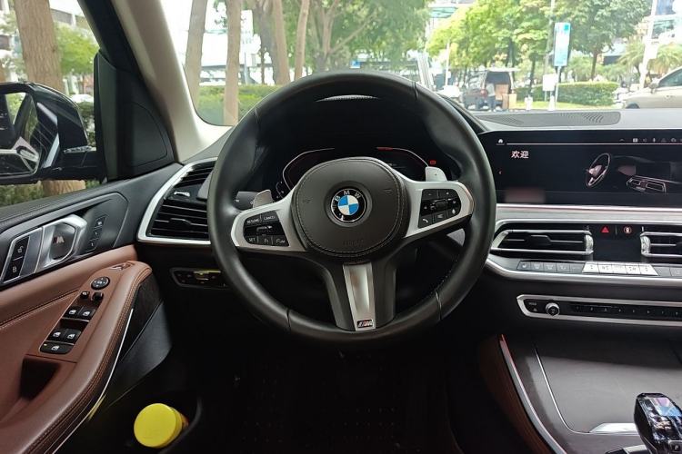 Used BMW X5 2021 xDrive30i M Sport Package Steering Wheel