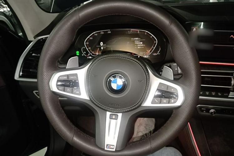 Used BMW X5 2021 xDrive30i M Sport Package Steering Wheel