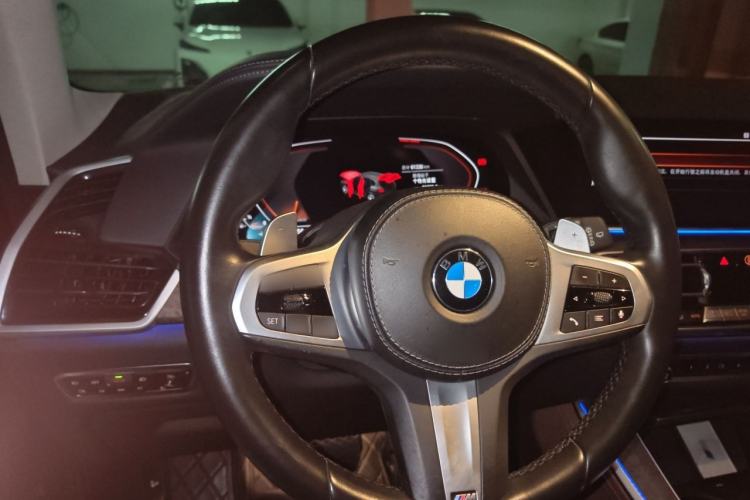 Used BMW X5 2021 xDrive40i M Sport Package Steering Wheel