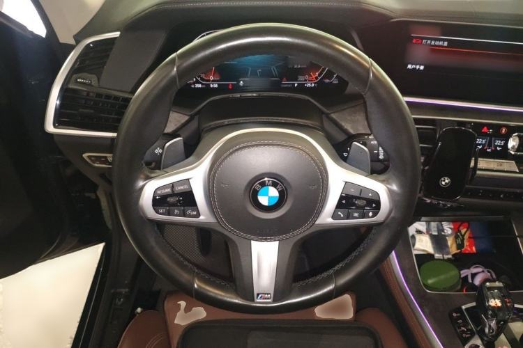 Used BMW X5 2021 xDrive40i M Sport Package Steering Wheel