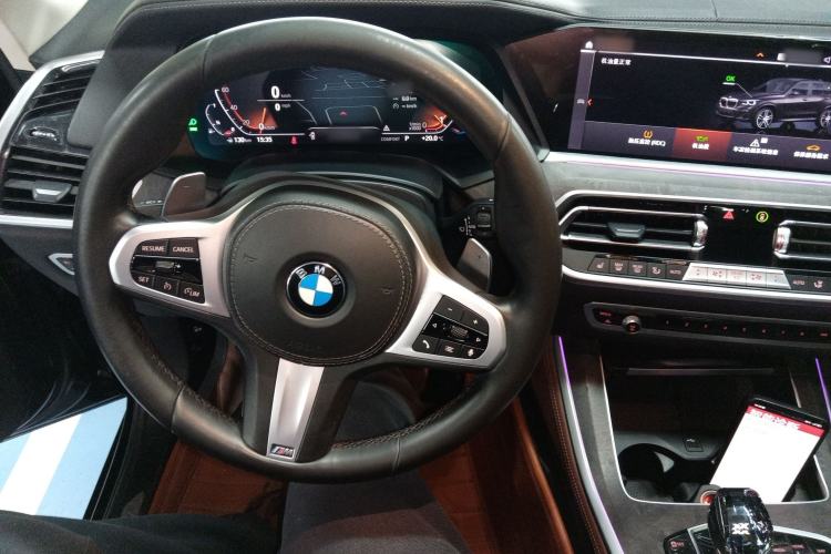 Used BMW X5 2021 xDrive30i M Sport Package Steering Wheel