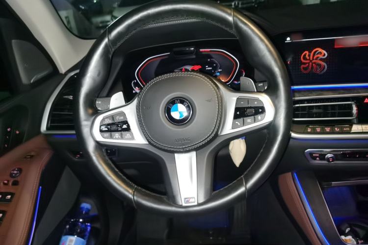 Used BMW X5 2021 Restyled xDrive40i Luxury Version M Sport Package Steering Wheel