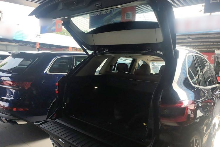Used BMW X5 2021 xDrive30i M Sport Package Trunk