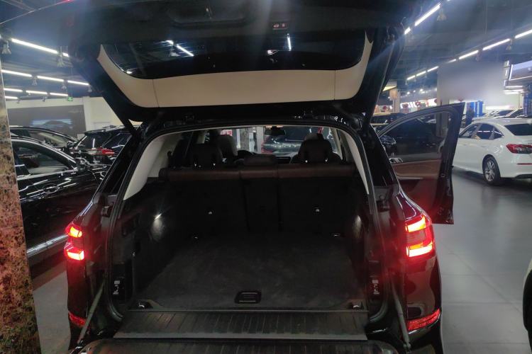 Used BMW X5 2021 Restyled xDrive30i M Sport Package Trunk