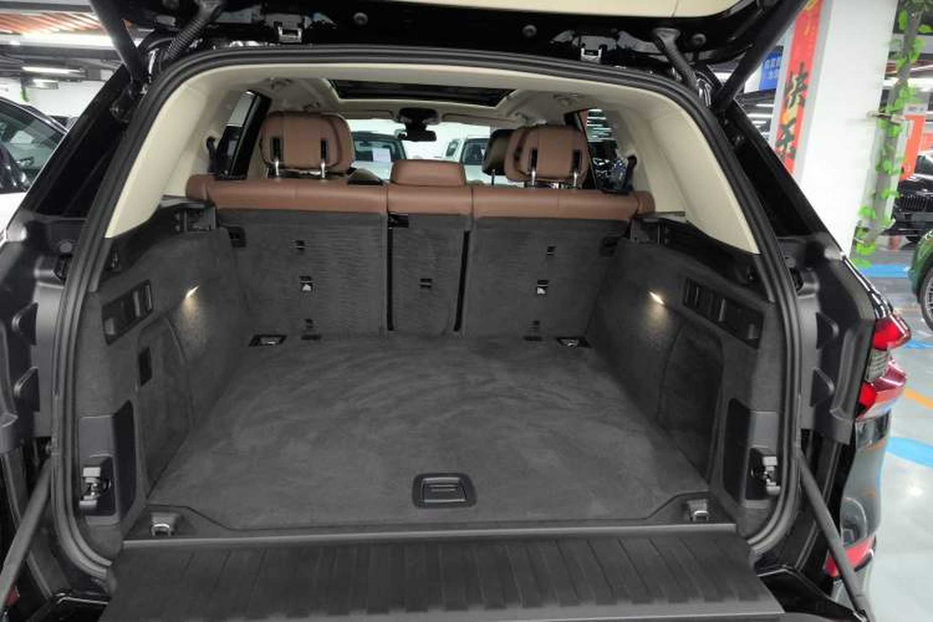 Used BMW X5 2021 Restyled xDrive40i M Sport Package Trunk