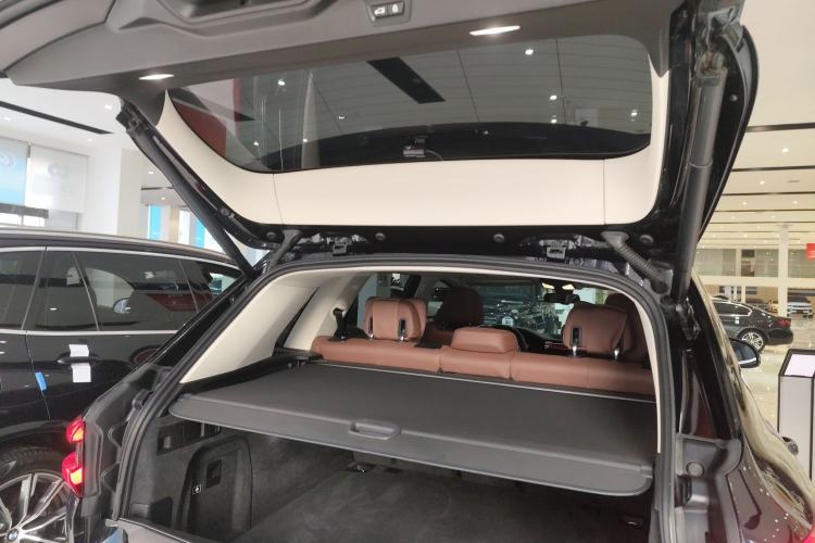 Used BMW X5 2021 Restyled xDrive30i M Sport Package Trunk
